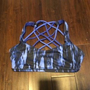 Lululemon Free to Be Wild bra